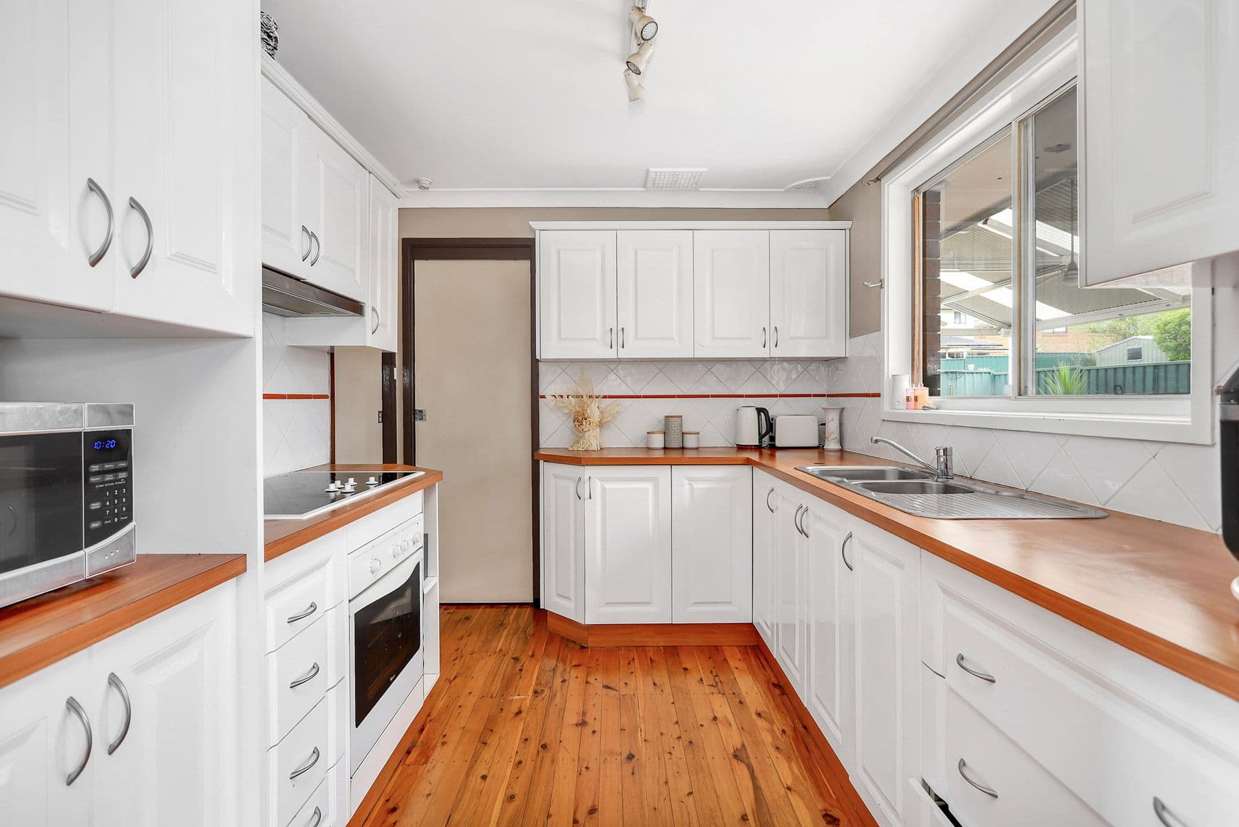 6 Blattman Street, Colyton NSW 2760, Colyton - Thumbnail 2