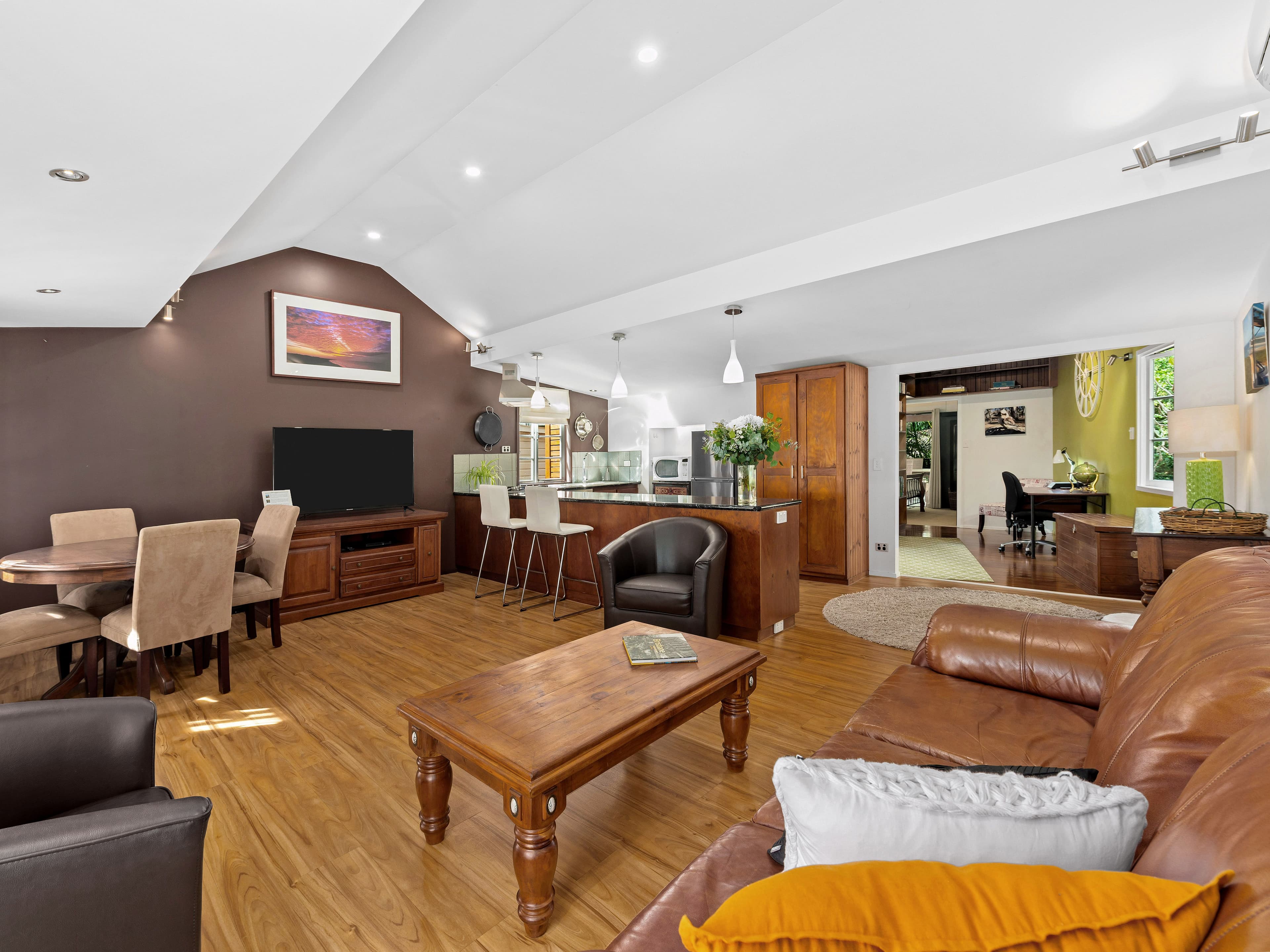 26 Mannion Street, Red Hill QLD 4059, Red Hill - Thumbnail 2
