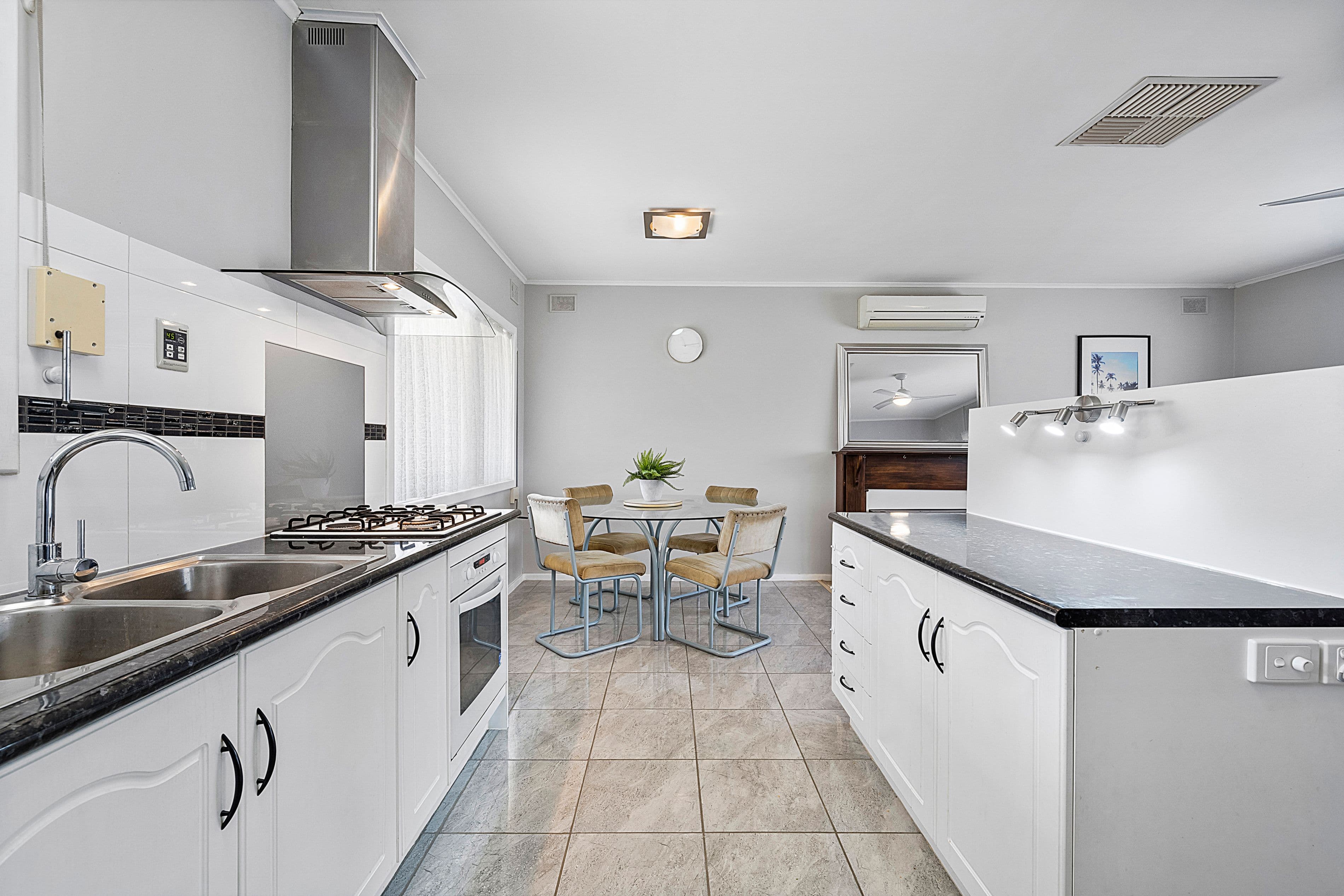31 Mailey Crescent, Parafield Gardens SA 5107, Parafield Gardens - Thumbnail 4
