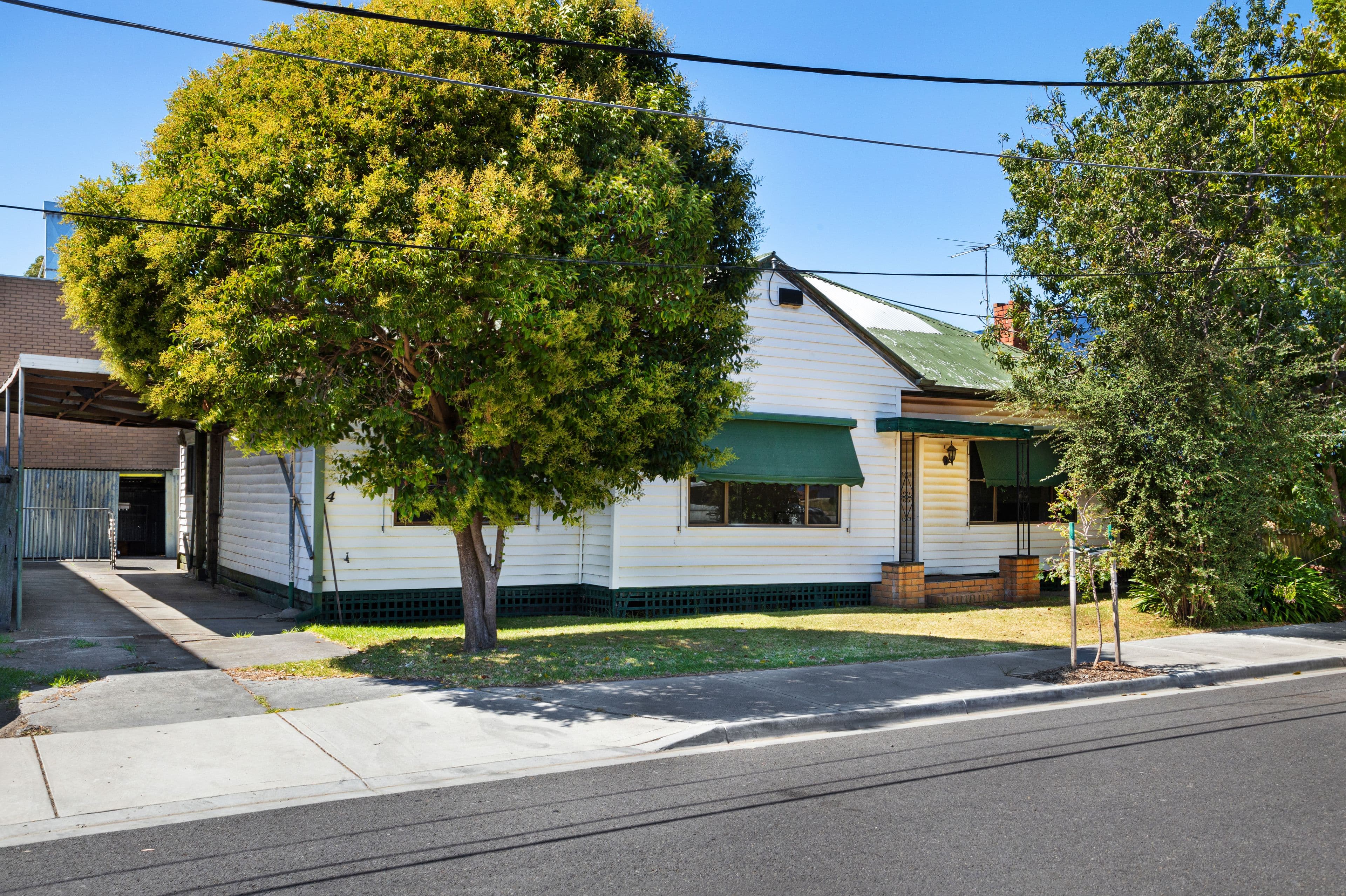 4 Dora Street, Braybrook VIC 3019, Braybrook - Thumbnail 2