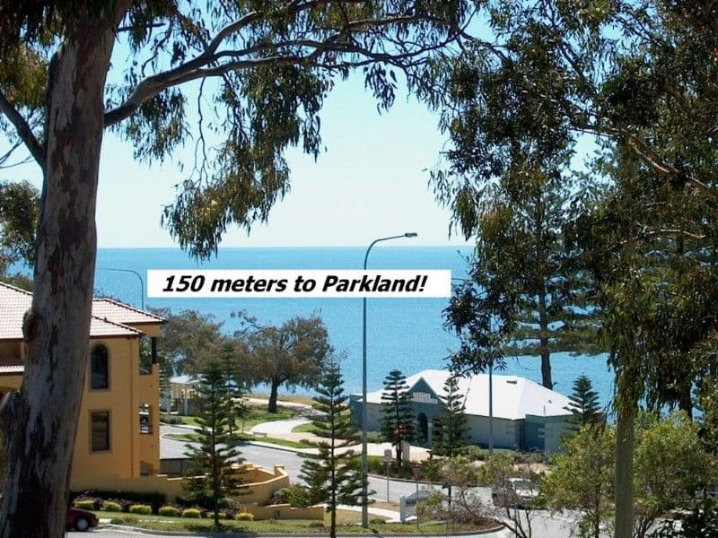 20 King  Street, WOODY POINT QLD 4019, Woody Point - Thumbnail 2