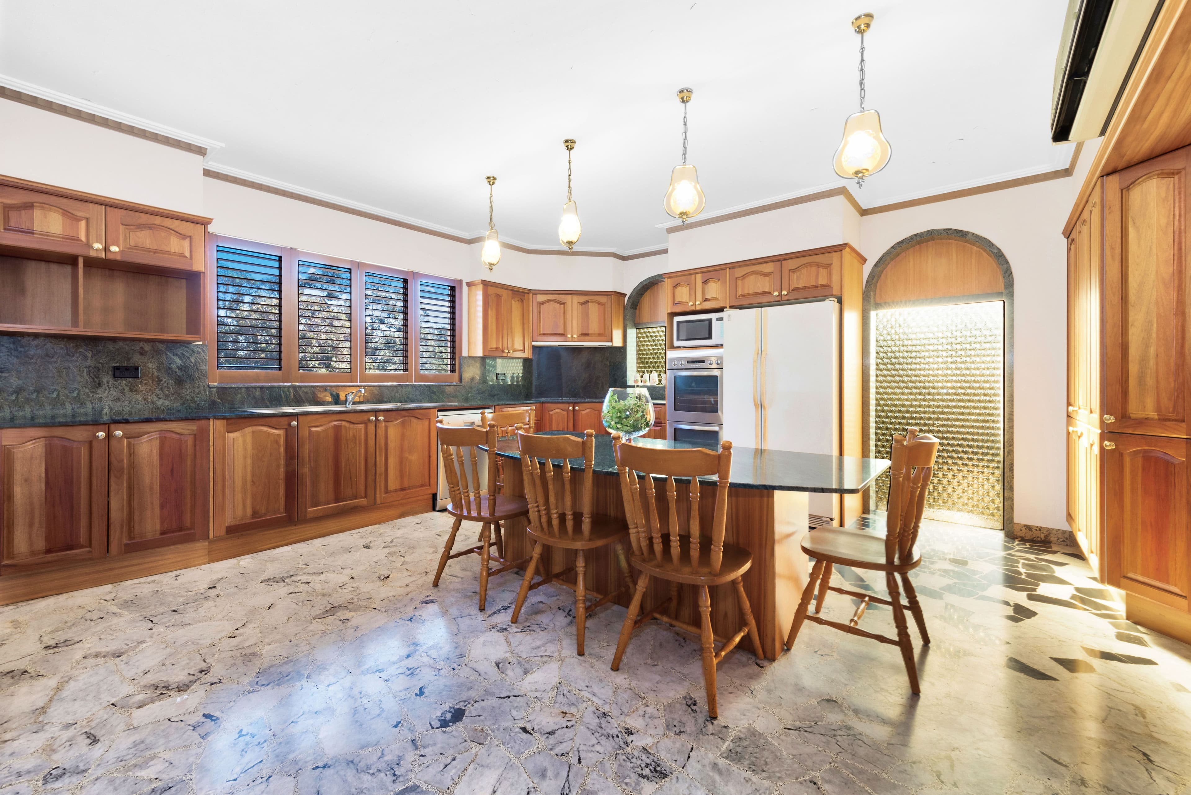 2 Leawill Place, Gladesville - Thumbnail 4