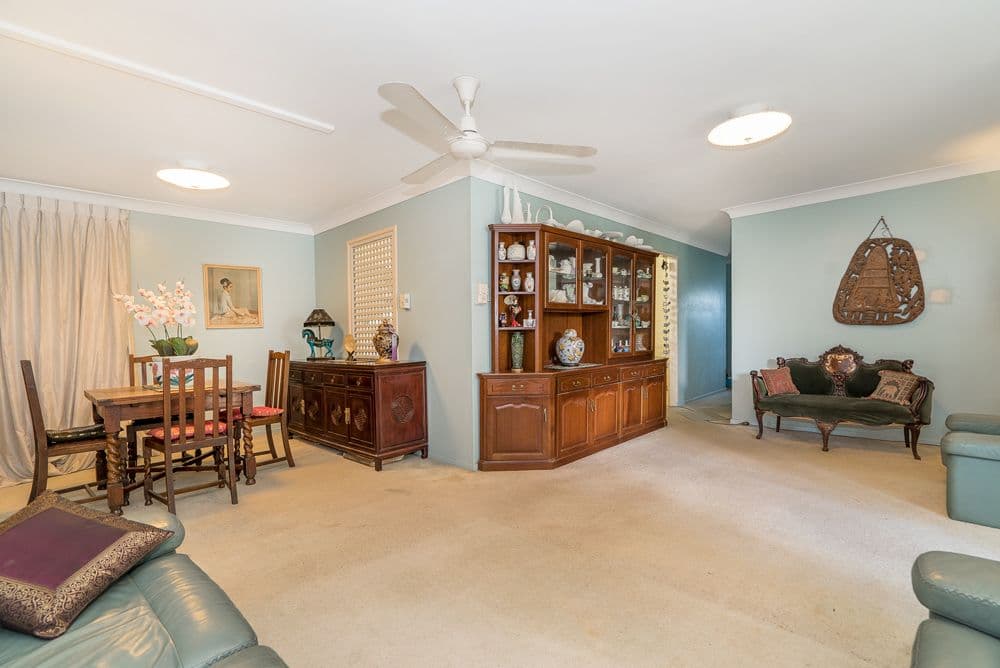 35 Queensthorpe Street, Tarragindi QLD 4121, Tarragindi - Thumbnail 2