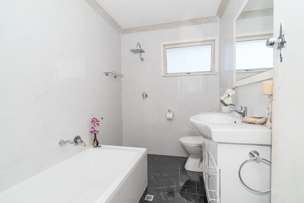 35 Queensthorpe Street, Tarragindi QLD 4121, Tarragindi - Thumbnail 8