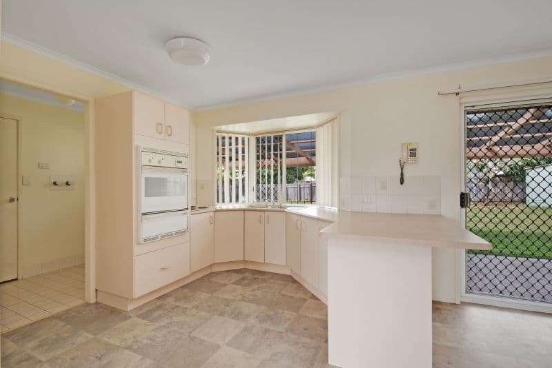 25 Lipscombe Road, Deception Bay QLD 4508, Deception Bay - Thumbnail 2