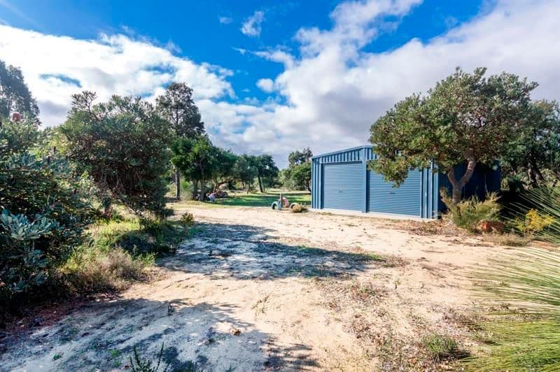 94 WILDFLOWER Way, Karakin WA 6044, Karakin - Thumbnail 4