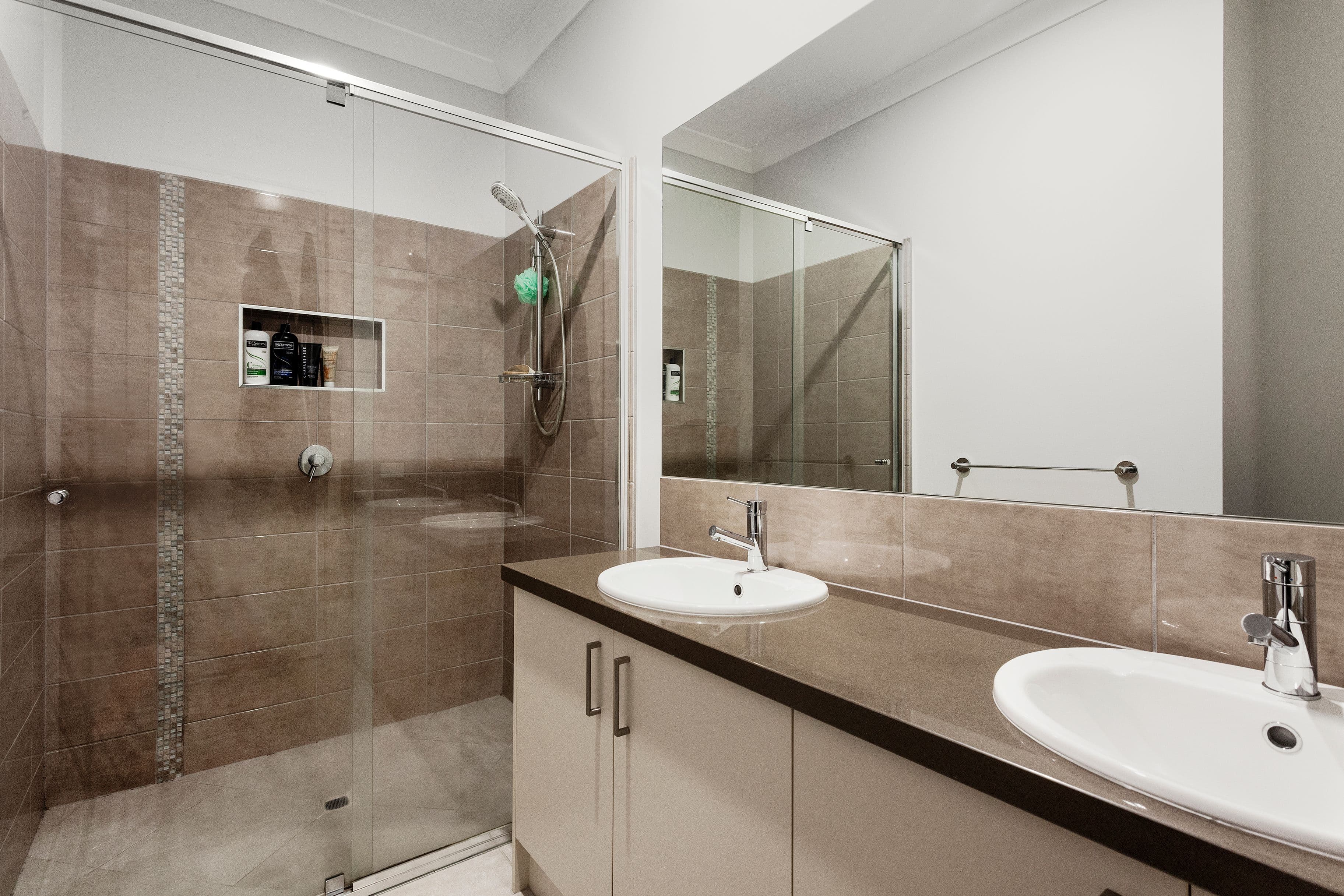 2B Eleebana Avenue, Hughesdale VIC 3166, Hughesdale - Thumbnail 8