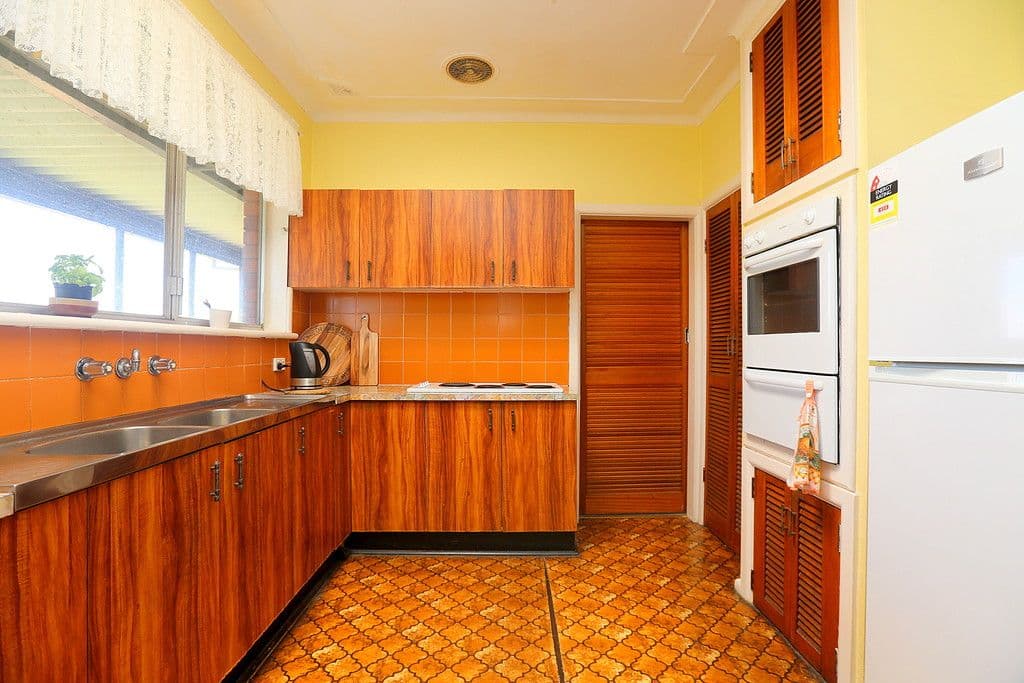 37 Sevenoaks Crescent, Bass Hill - Thumbnail 3