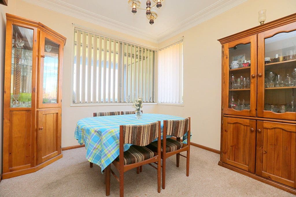 37 Sevenoaks Crescent, Bass Hill - Thumbnail 4