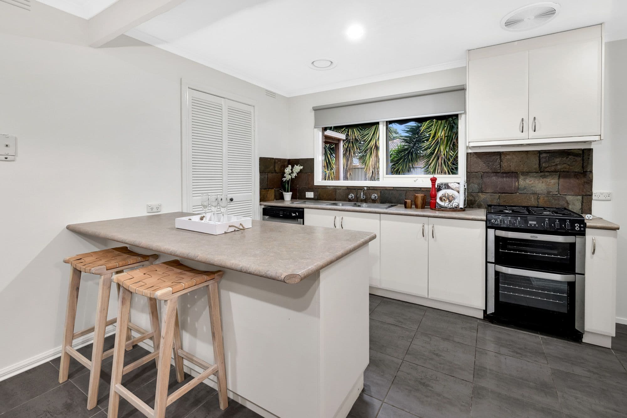 28 Broadway Boulevard, Wyndham Vale VIC 3024, Wyndham Vale - Thumbnail 4