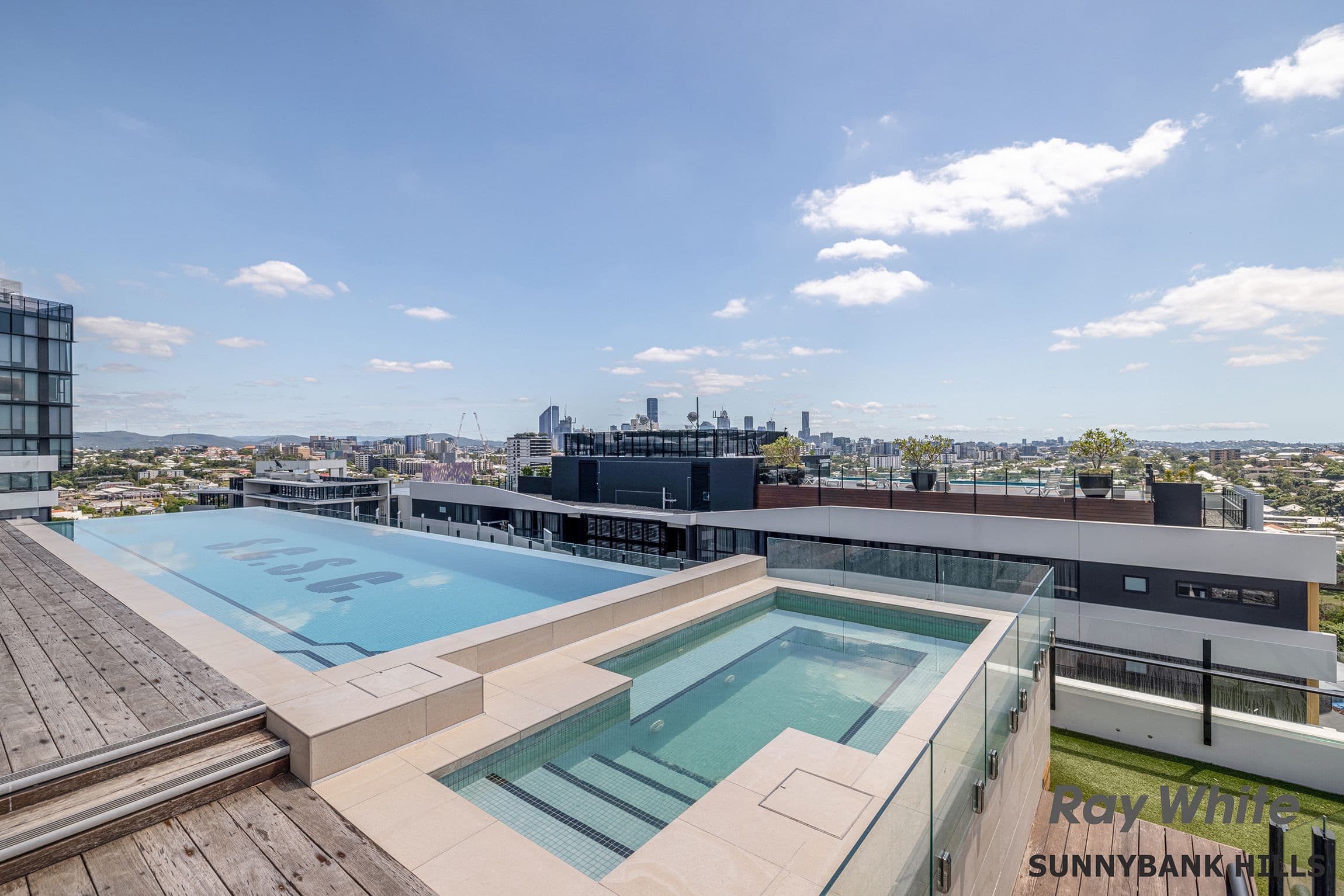19 Deshon Street, Woolloongabba QLD 4102, Woolloongabba - Image 1