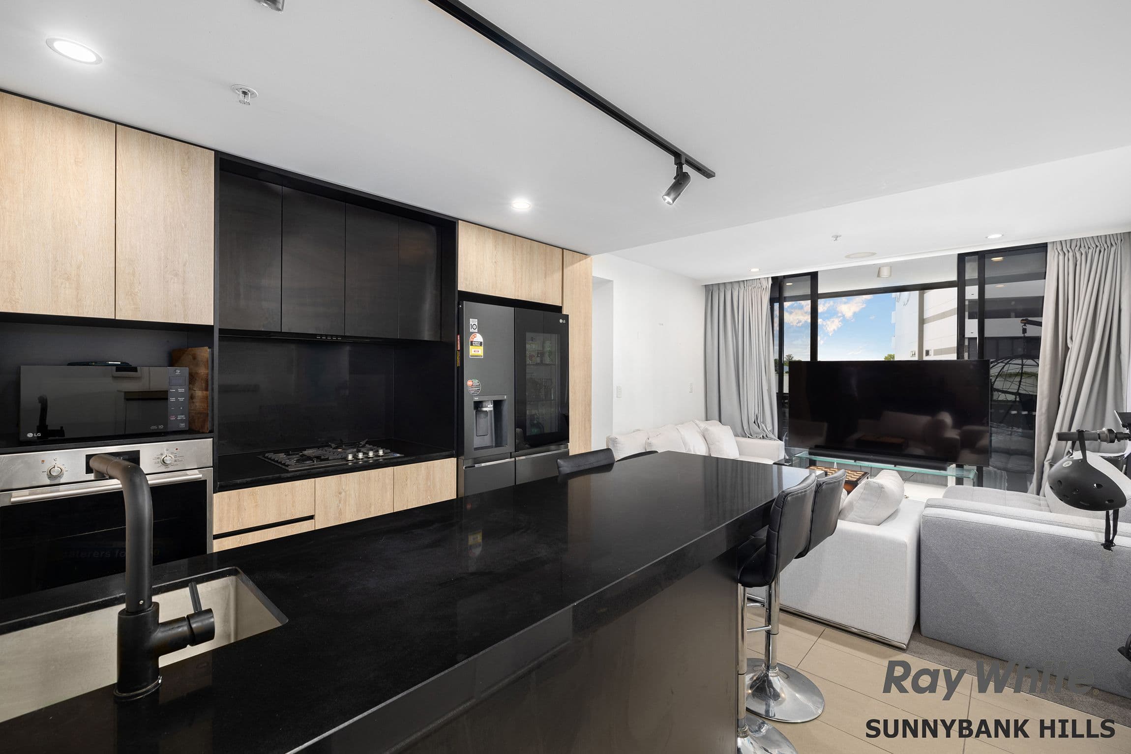19 Deshon Street, Woolloongabba QLD 4102, Woolloongabba - Thumbnail 3