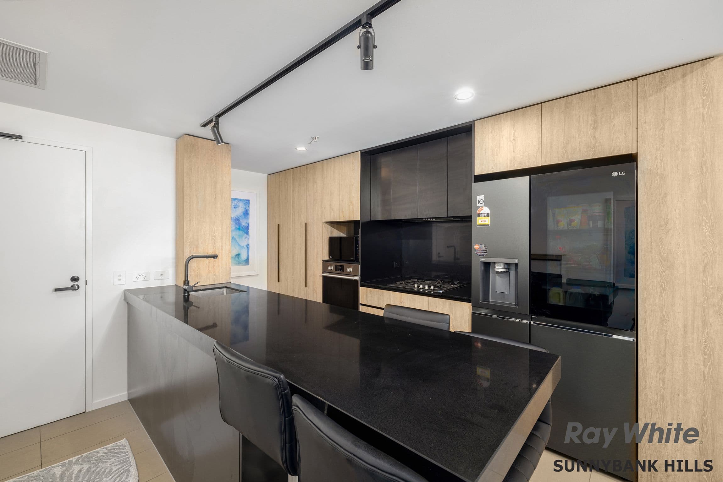 19 Deshon Street, Woolloongabba QLD 4102, Woolloongabba - Thumbnail 4
