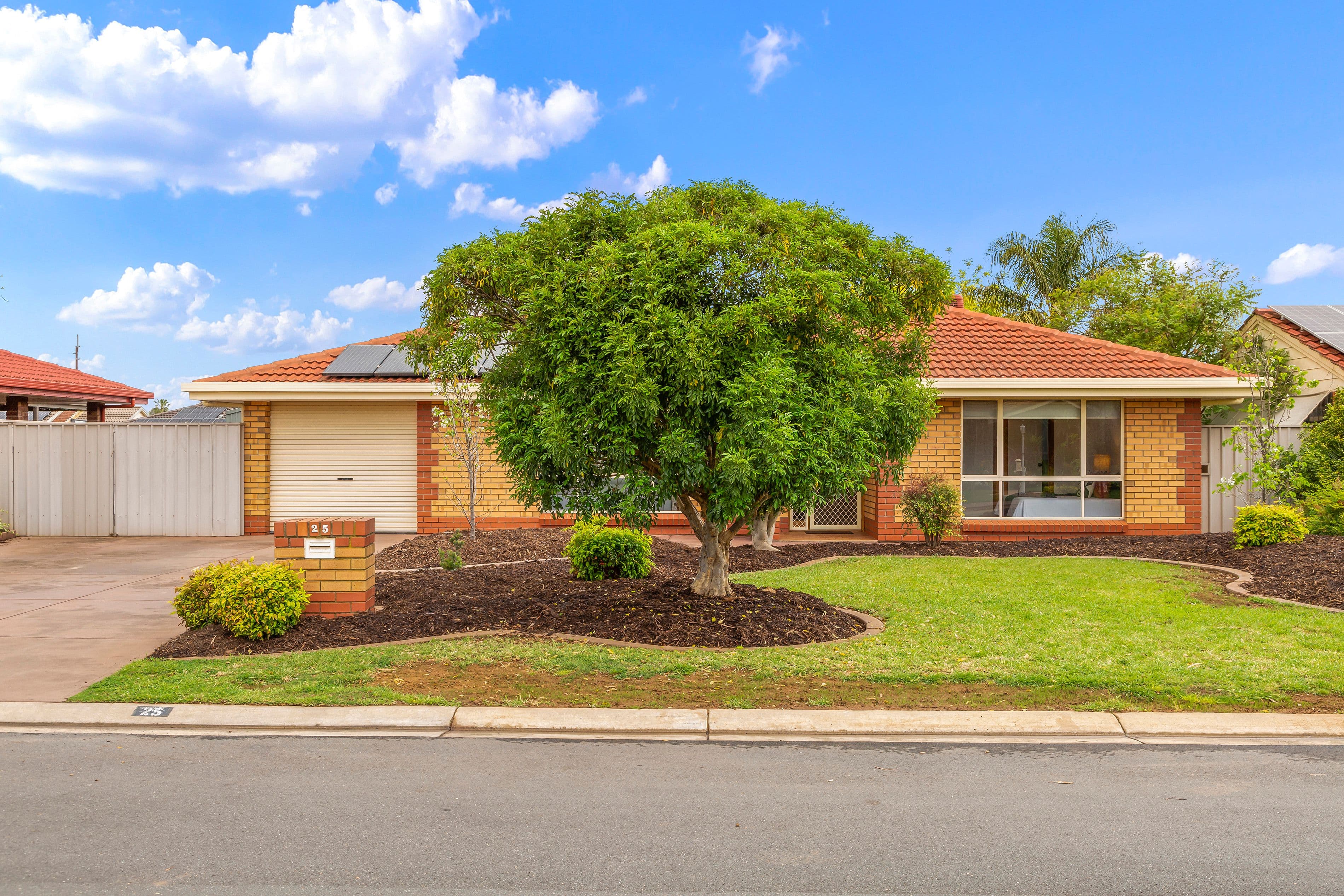 25 Tregenza Court, Parafield Gardens SA 5107, Parafield Gardens - Image 1