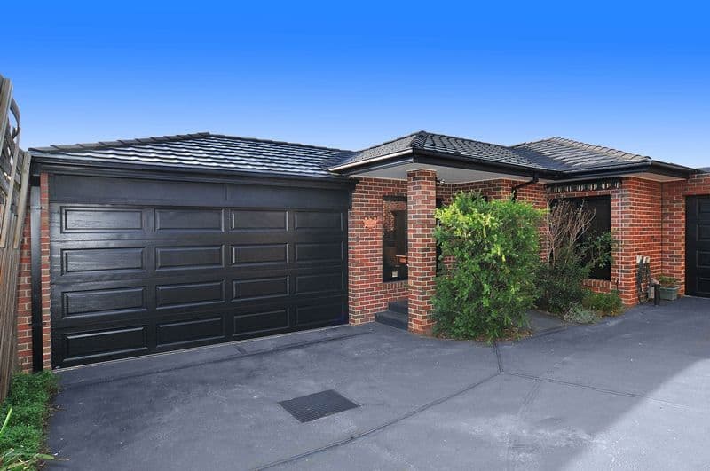 17 Premier Avenue, MITCHAM VIC 3132, Mitcham - Thumbnail 2