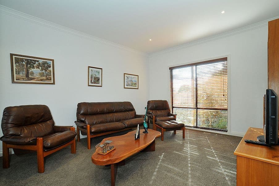 17 Premier Avenue, MITCHAM VIC 3132, Mitcham - Thumbnail 3