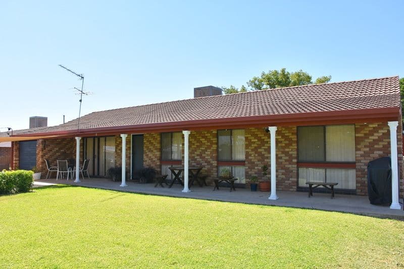 11 Logan Lane, Moree NSW 2400, Moree - Thumbnail 2