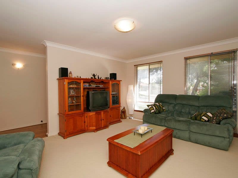 10 Derrick Street, REDLYNCH, QLD, 4870, Redlynch - Thumbnail 4