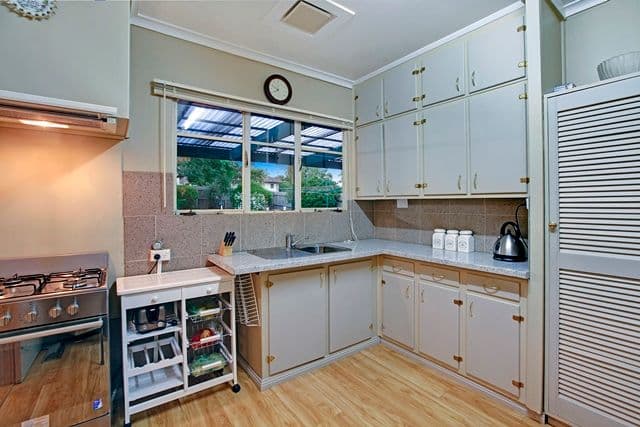 16 Nisbett Street, Reservoir VIC 3073, Reservoir - Thumbnail 3