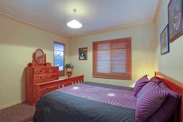 16 Nisbett Street, Reservoir VIC 3073, Reservoir - Thumbnail 5