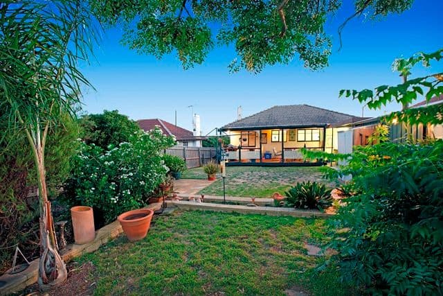 16 Nisbett Street, Reservoir VIC 3073, Reservoir - Thumbnail 8