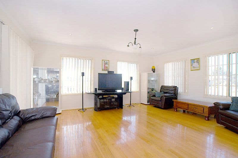 22 Hillview Drive, CARRUM DOWNS VIC 3201, Carrum Downs - Thumbnail 4