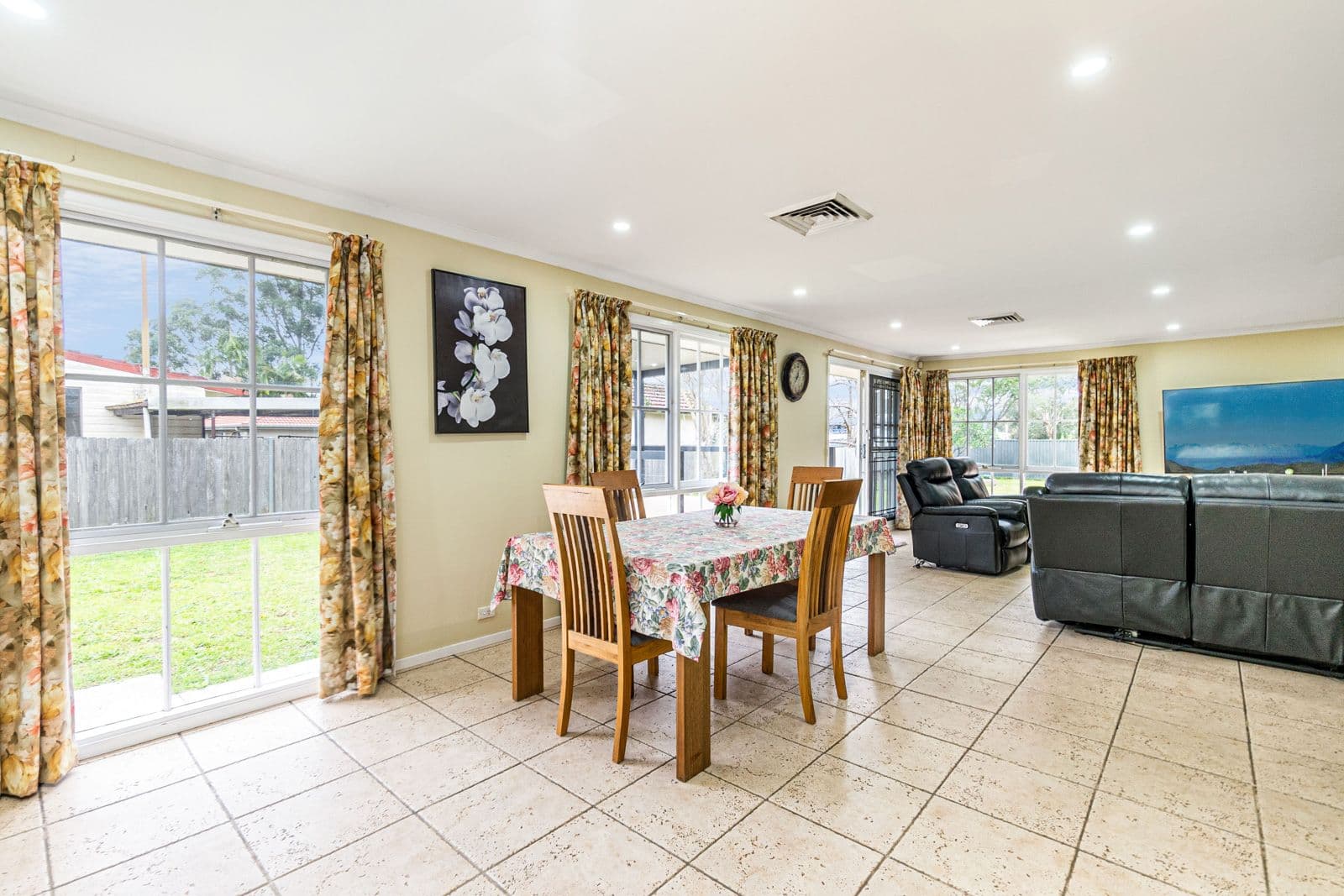 13 Carter Street, Seven Hills NSW 2147, Seven Hills - Thumbnail 4