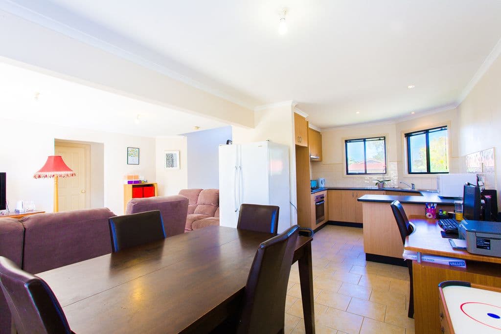 18 Dominic Parade, Melton VIC 3337, Melton - Thumbnail 3