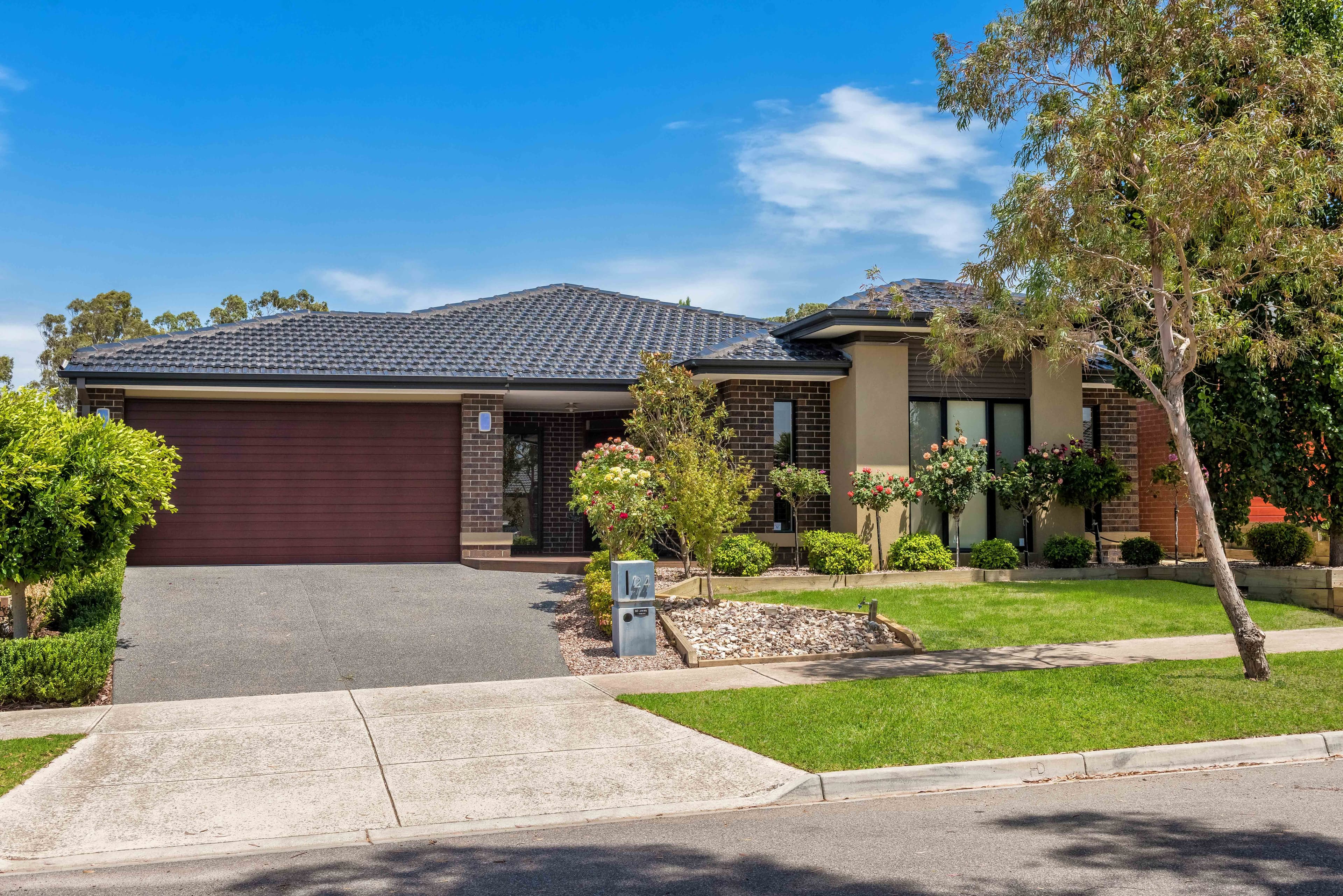 24 Cairn Drive, South Morang VIC 3752, South Morang - Image 1