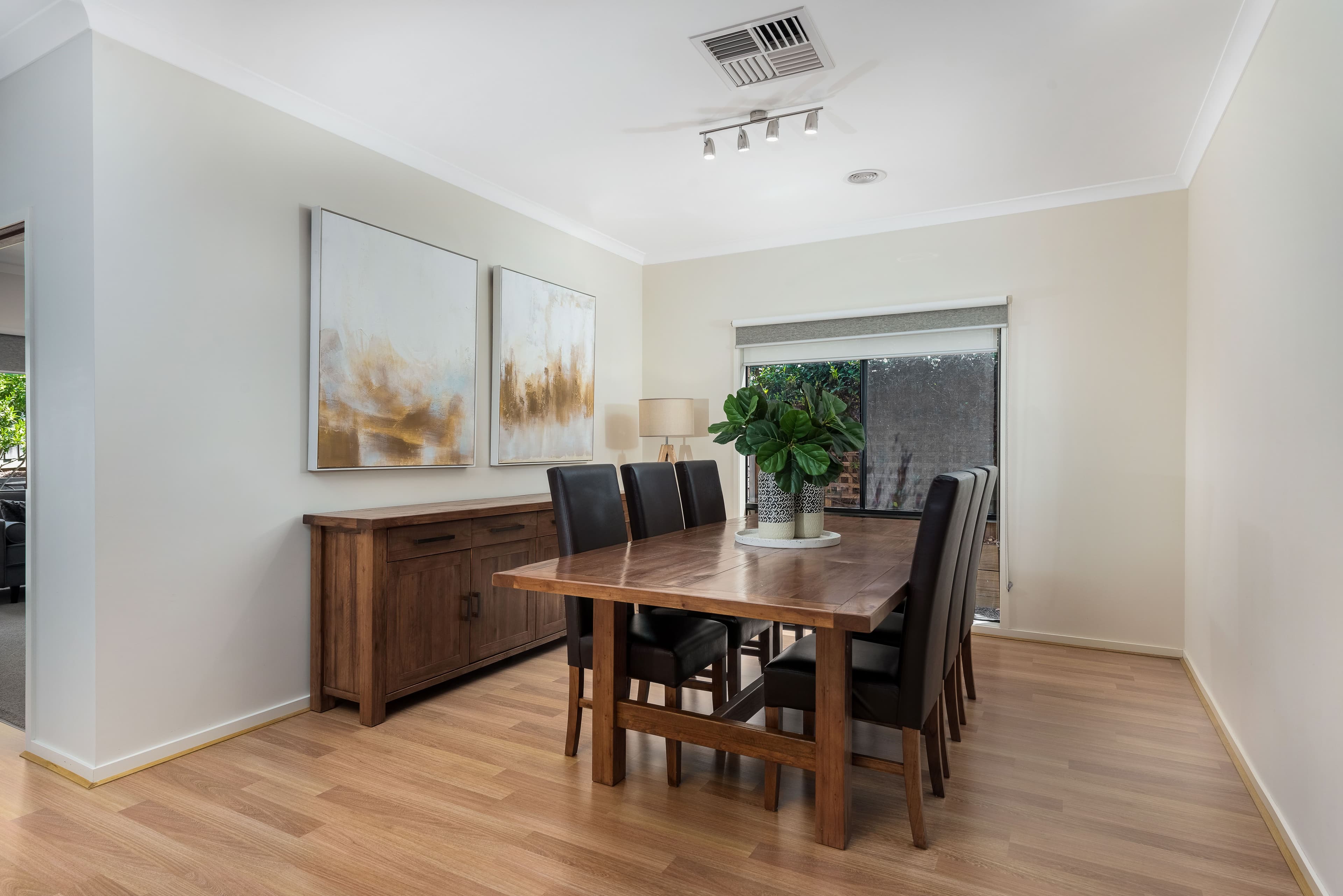 24 Cairn Drive, South Morang VIC 3752, South Morang - Thumbnail 5