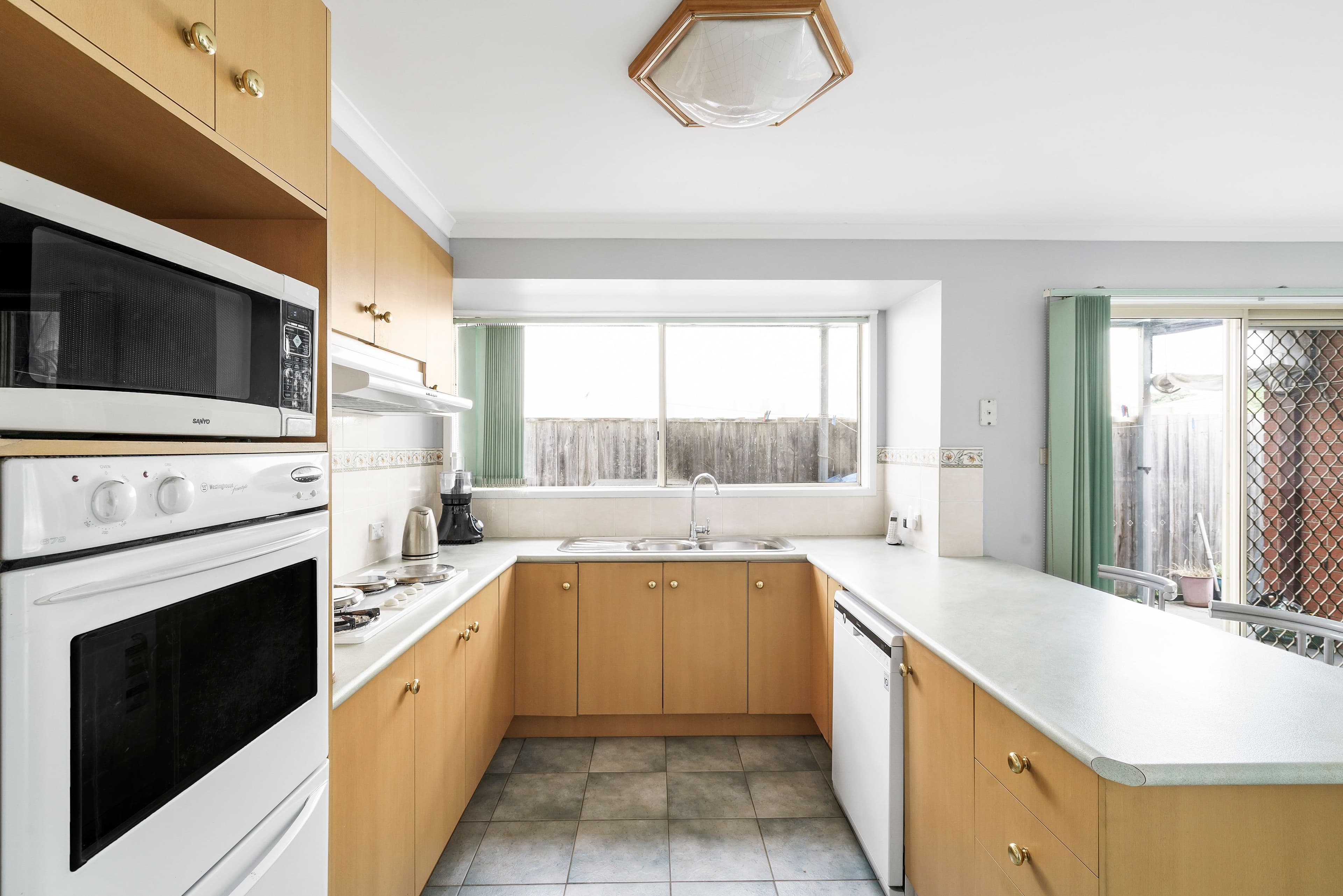 16 Talbot Street, Altona Meadows VIC 3028, Altona Meadows - Thumbnail 5