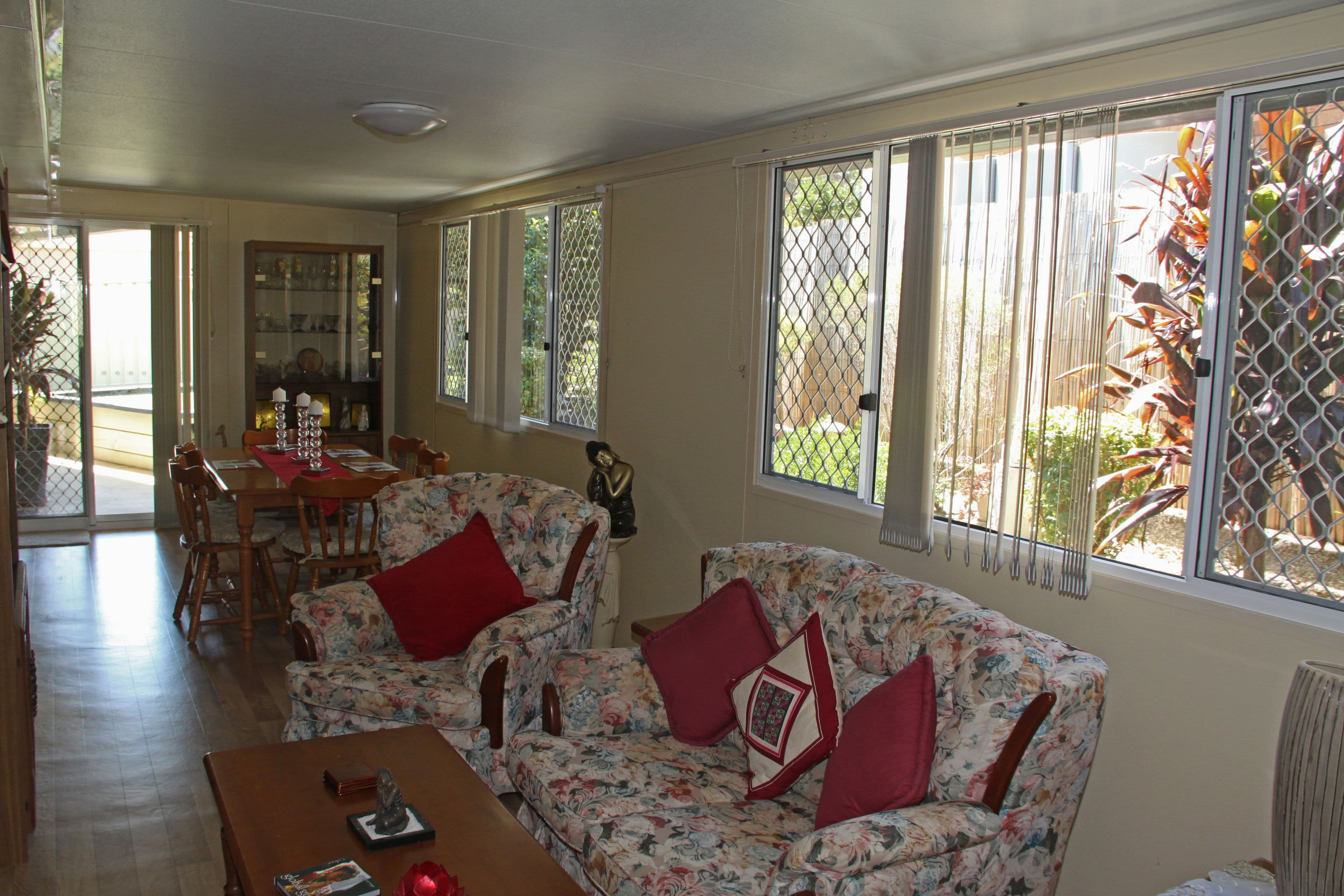 1 Tern Close, Lakewood - Thumbnail 5