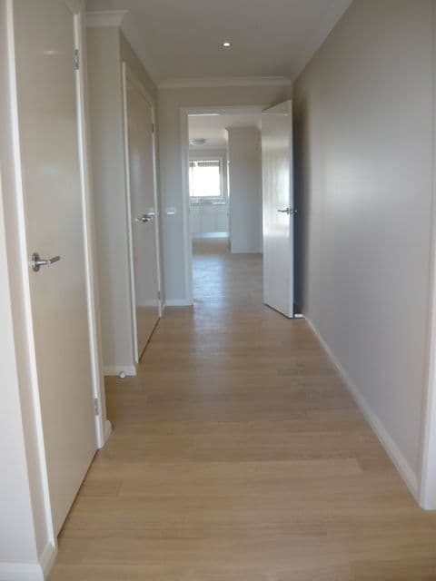 11 Lawson Circuit, LAVINGTON NSW 2641, Lavington - Thumbnail 7