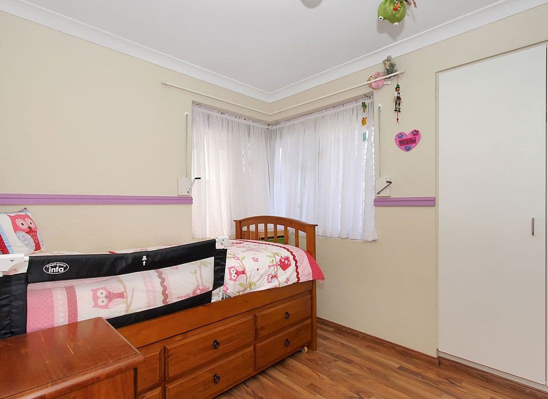 4 Quarram Way, GOSNELLS WA 6110, Gosnells - Thumbnail 7