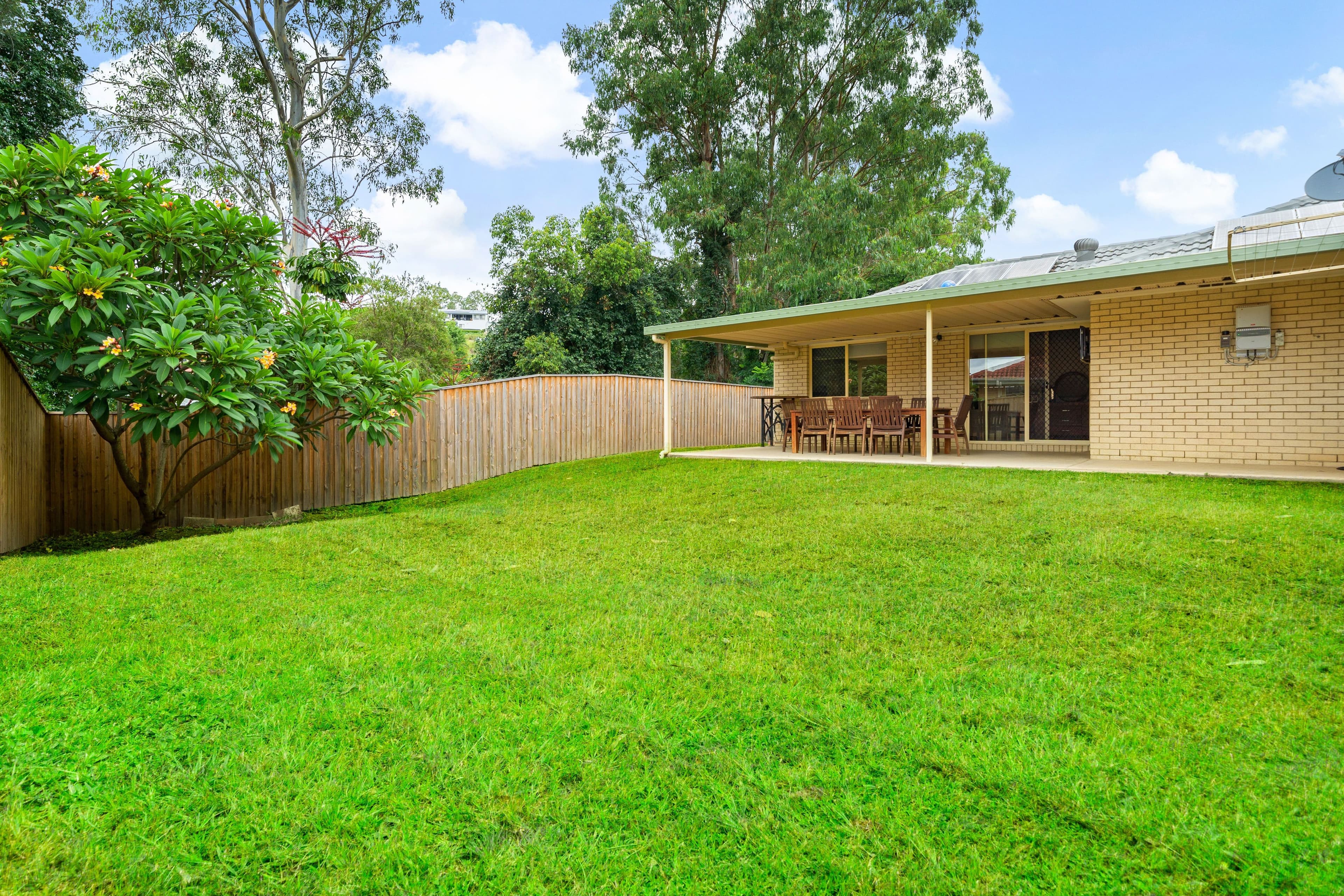 18 Chatfield Street, Edens Landing QLD 4207, Edens Landing - Thumbnail 4