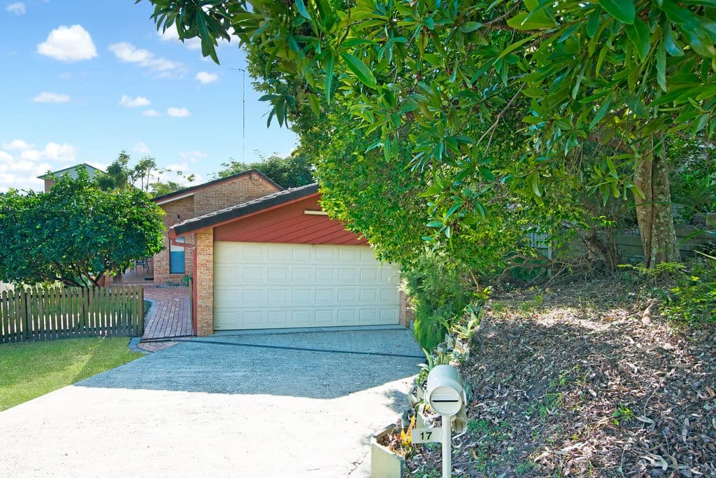 17 Hillcrest Avenue, Tugun QLD 4224, Tugun - Thumbnail 4