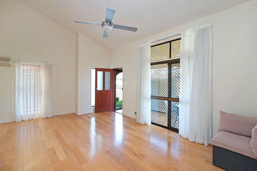 17 Hillcrest Avenue, Tugun QLD 4224, Tugun - Thumbnail 5