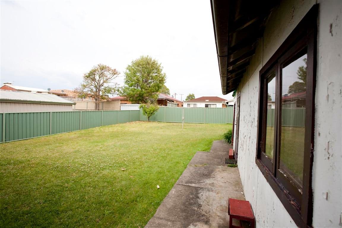 31 McGregor Avenue, BARRACK HEIGHTS NSW 2528, Barrack Heights - Thumbnail 5