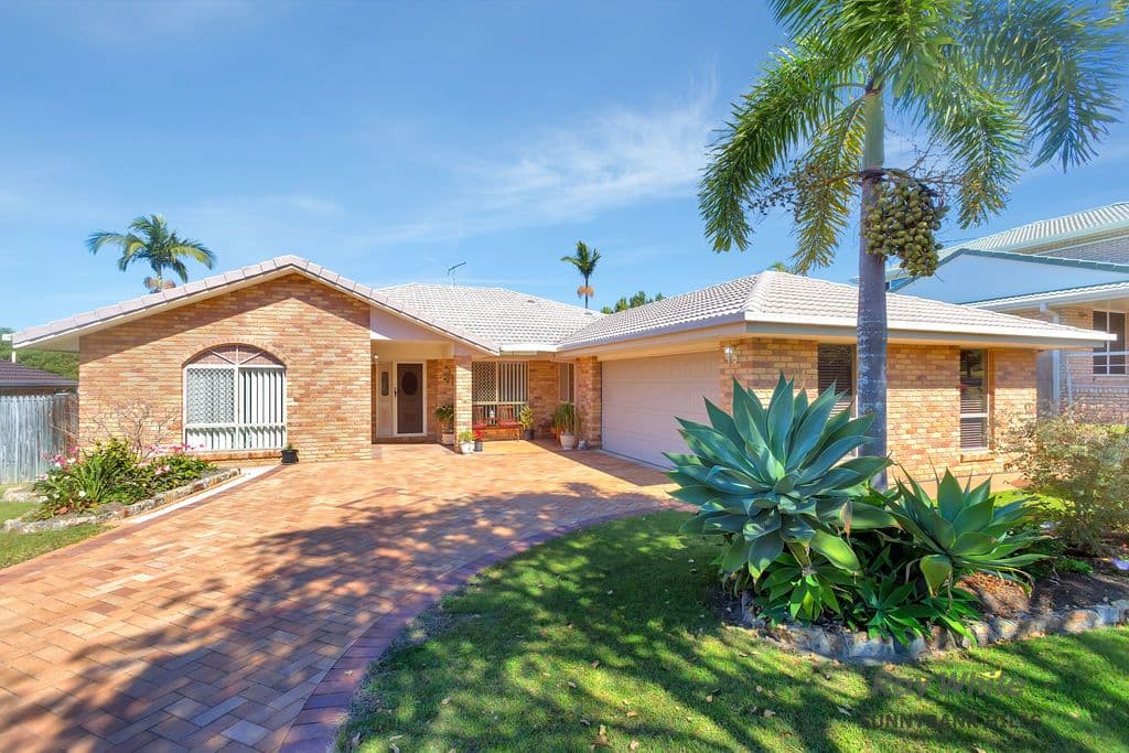 15 Carnation Crescent, Calamvale QLD 4116, Calamvale - Image 1