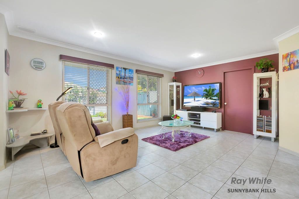 15 Carnation Crescent, Calamvale QLD 4116, Calamvale - Thumbnail 5