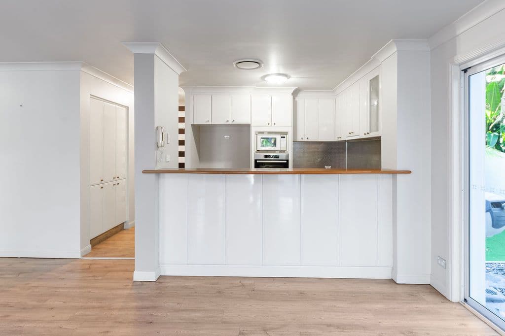 100 Cotlew Street, Southport QLD 4215, Southport - Thumbnail 4