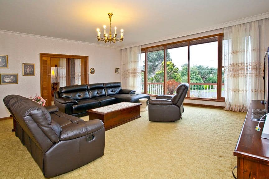 56 Wilson Road, GLEN WAVERLEY VIC 3150, Glen Waverley - Thumbnail 2