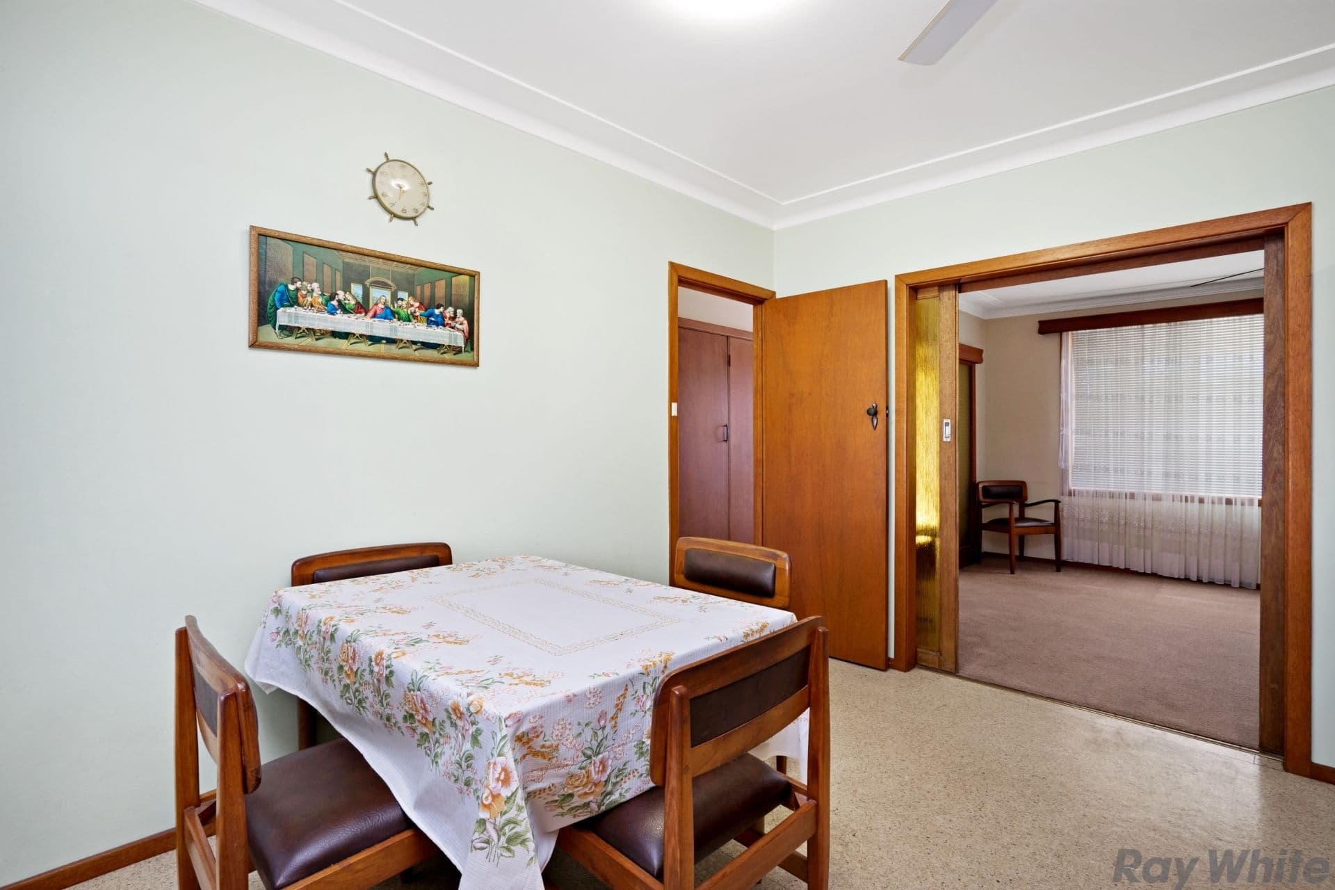 8 Wakehurst Crescent, Metford - Thumbnail 3
