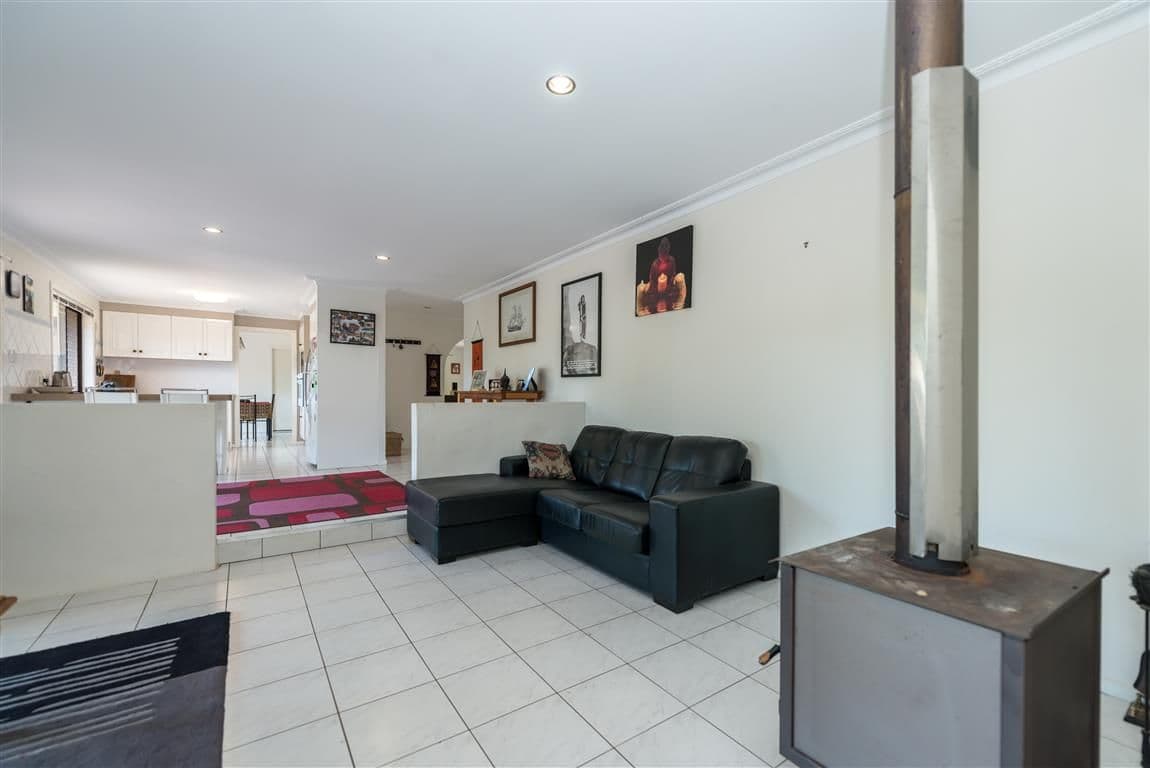 679 Maudsland Road, MAUDSLAND QLD 4210, Maudsland - Thumbnail 5