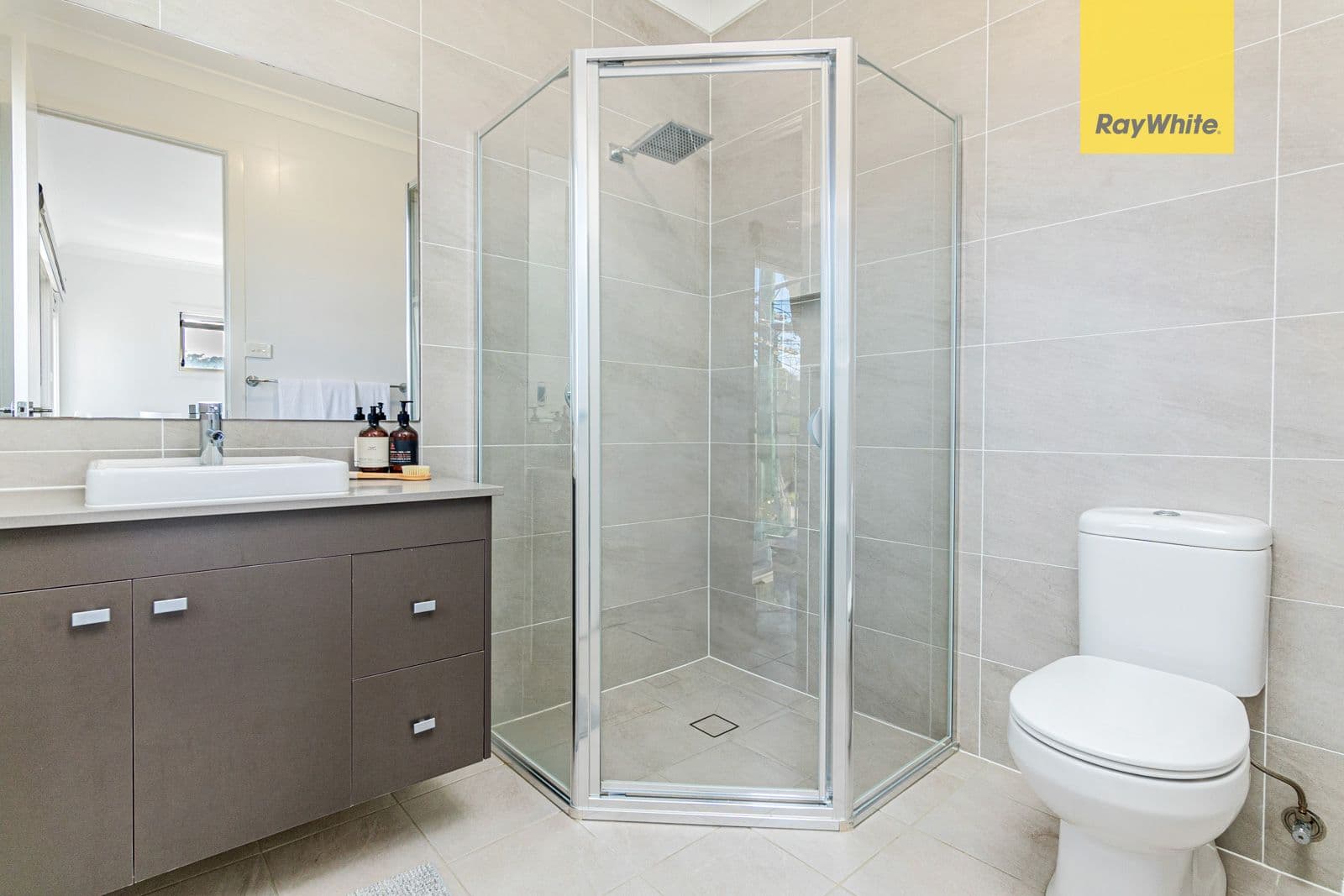 4 Eastwood Street, NORTH IPSWICH QLD 4305, North Ipswich - Thumbnail 7