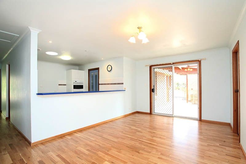 8 East View Street, CLARE SA 5453, Clare - Thumbnail 3