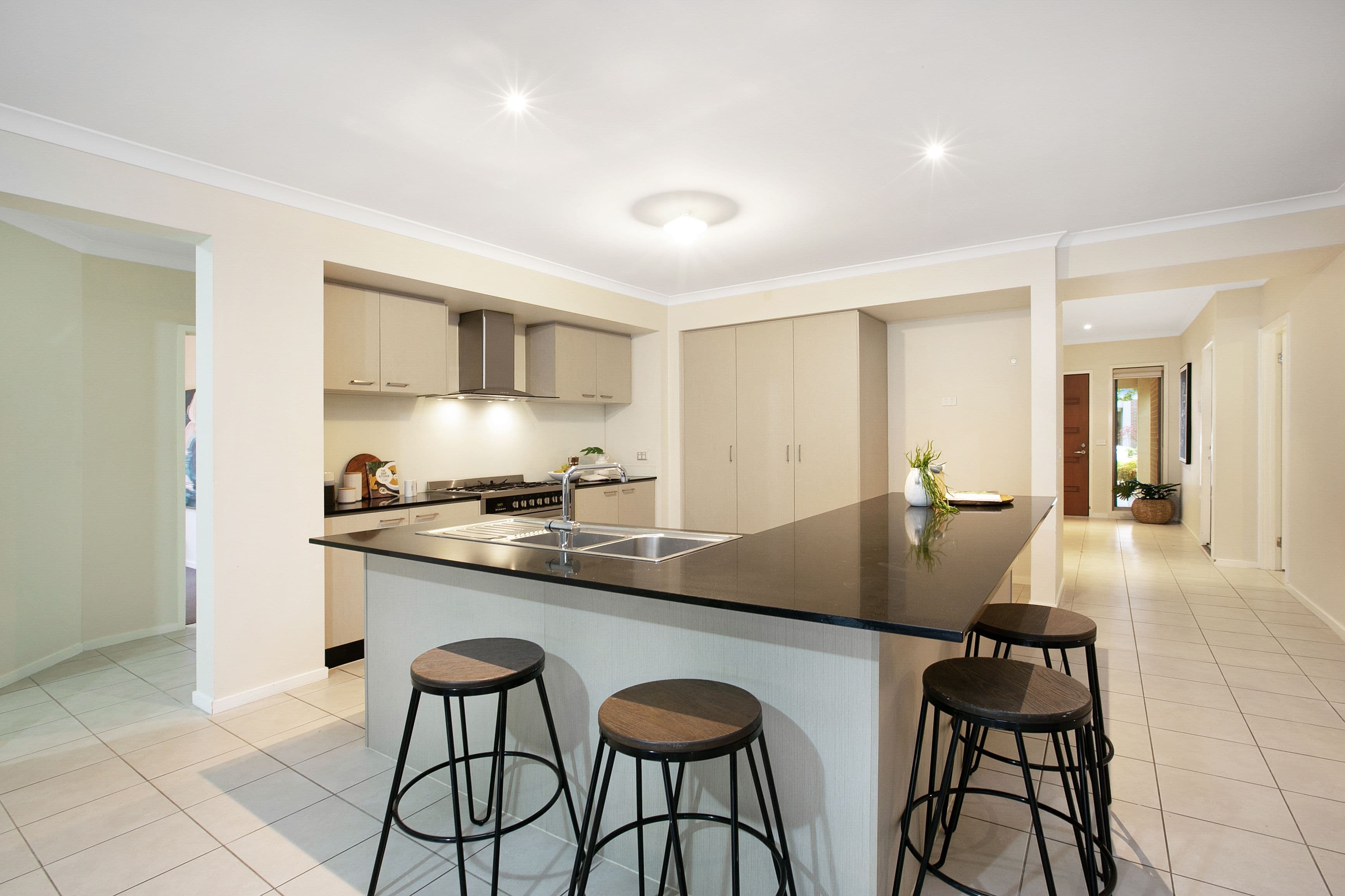 81 Linacre Drive, Bundoora VIC 3083, Bundoora - Thumbnail 5