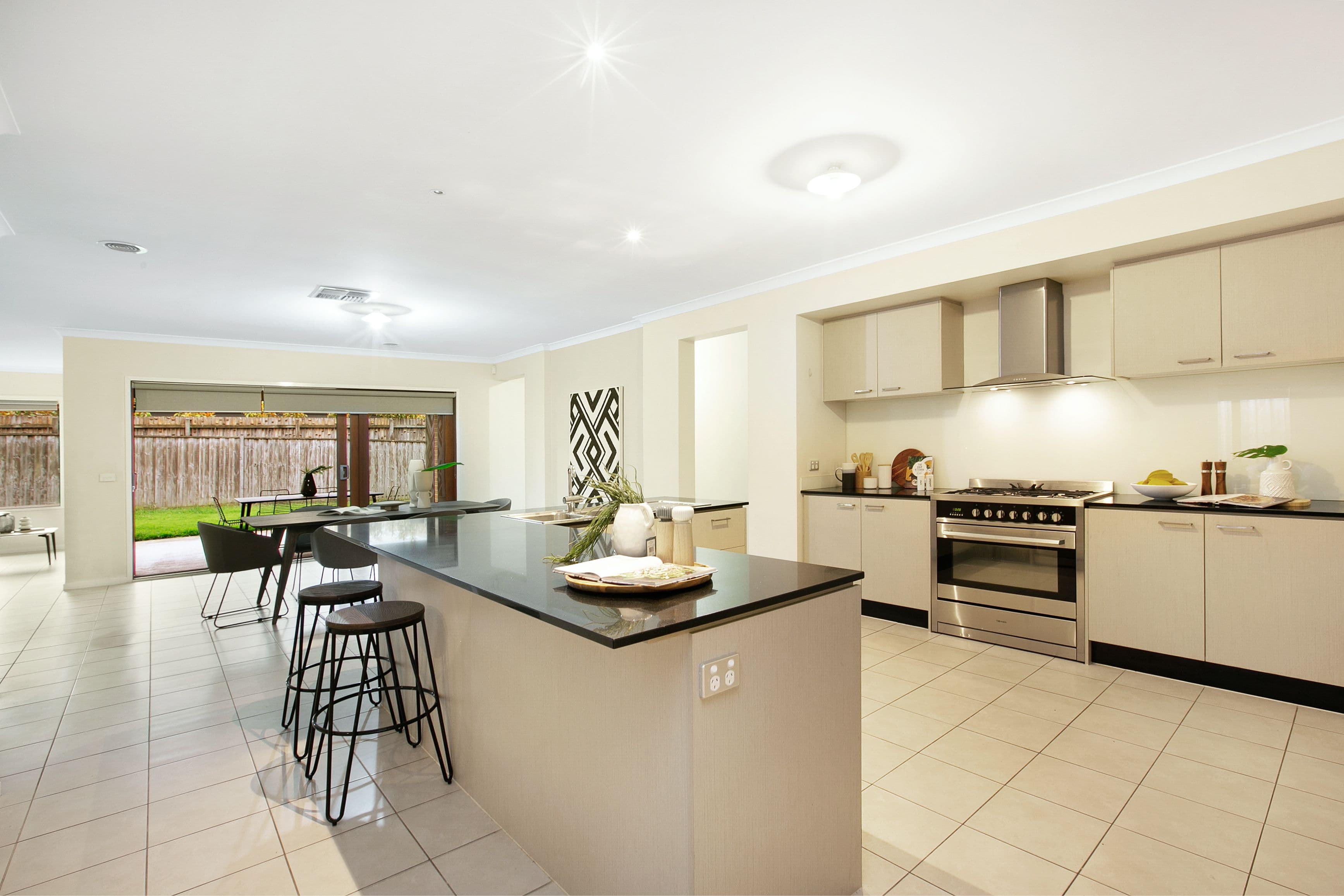 81 Linacre Drive, Bundoora VIC 3083, Bundoora - Thumbnail 6