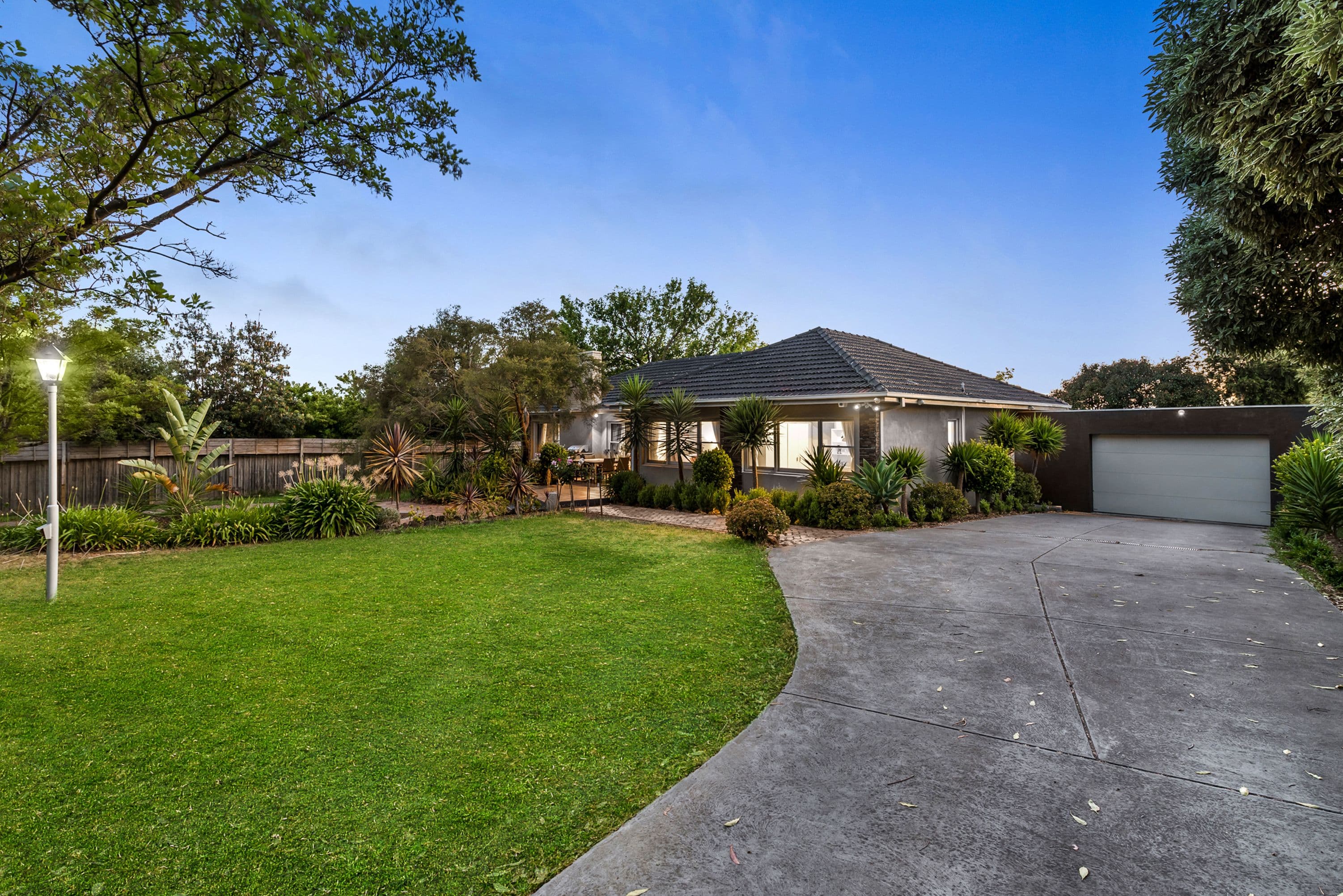 17 Helsal Drive, Wantirna South VIC 3152, Wantirna South - Thumbnail 3