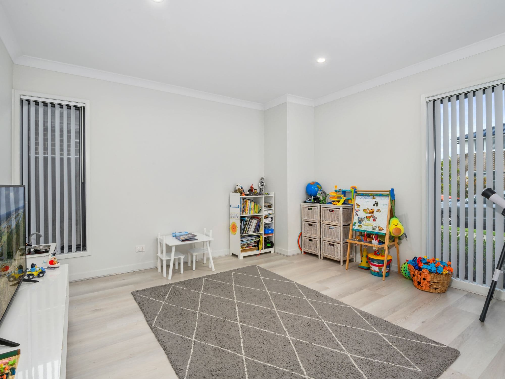 10 Chaffey Street, JORDAN SPRINGS NSW 2747, Jordan Springs - Thumbnail 3